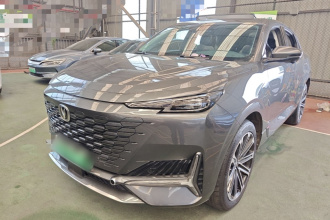 长安UNI-K 智电iDD 2022款 蓝鲸iDD 130km 1.5T 尊贵型