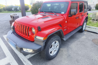 Jeep 牧马人 2019款 2.0T Sahara 四门版 国VI