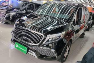 奔驰 威霆 2023款 2.0T 商务版 7座