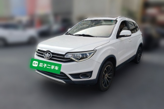 一汽 森雅R7 2017款 1.6L 手动豪华型