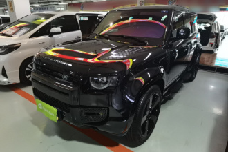 路虎卫士 2025款 110 3.0T P400 X-Dynamic HSE