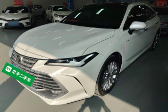 丰田 亚洲龙 2024款 双擎 2.0L 豪华版