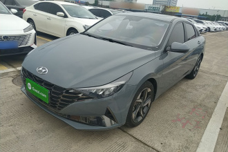 现代 伊兰特 2021款 1.5L CVT LUX尊贵版