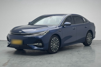 吉利银河 银河A7 2025款 EM-i 150km 星舰版