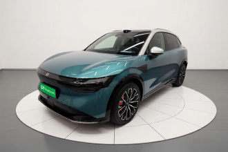 极氪7X 2025款 75kWh 后驱智驾版