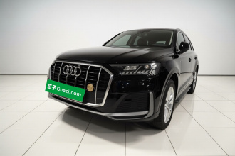 奥迪Q7 2021款 45 TFSI quattro S line运动型