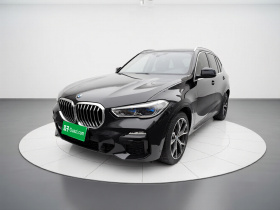 宝马X5(进口) 2021款 xDrive40i 尊享型 M运动套装
