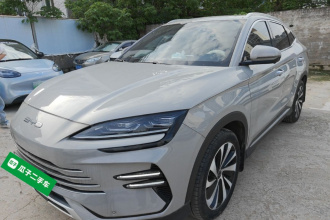 比亚迪 宋PLUS新能源 2024款 荣耀版 DM-i 110km 旗舰型