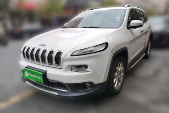 Jeep 自由光 2017款 2.0L 优越版