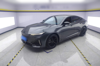 长安UNI-V 2022款 1.5T 尊贵型