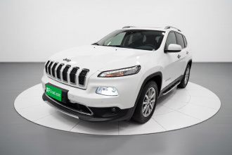 Jeep 自由光 2017款 2.0L 优越版