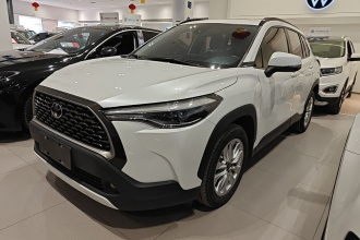丰田 卡罗拉锐放 2022款 2.0L 豪华版