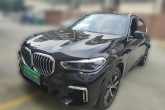 宝马X5 2022款 改款 xDrive 40Li M运动套装