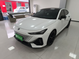 长安UNI-V 2023款 1.5T 尊贵型