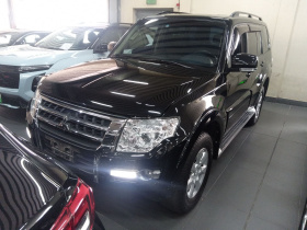 三菱 帕杰罗(进口) 2019款 3.0L 自动舒适版