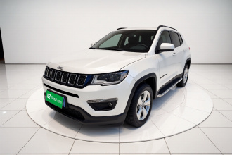 Jeep 指南者 2019款 220T 自动悦享版