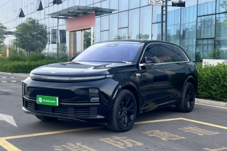 理想汽车 理想L7 2023款 Air
