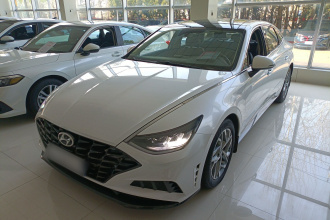 现代 索纳塔 2020款 270TGDi DCT GLS精英版