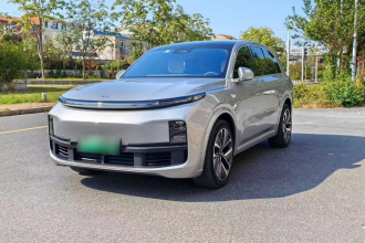 理想汽车 理想L8 2023款 Air