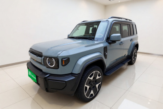 iCAR V27 2026款 200KM四驱猎鹰500