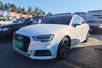 奥迪A3 2018款 30周年年型 Limousine 35 TFSI 运动型