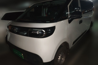 上汽大通MAXUS 大拿V1 2025款 V1+长轴低顶 多功能版（62kWh）