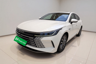 比亚迪 驱逐舰05 2024款 荣耀版 DM-i 55KM 豪华型