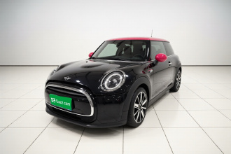 MINI 2023款 1.5T COOPER 艺术家
