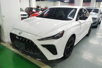 名爵 MG5天蝎座 2022款 1.5T Trophy运动豪享版