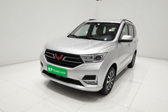 五菱汽车 五菱宏光 2021款 1.5L S舒适型LAR