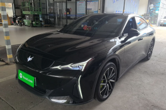 ARCFOX极狐 极狐 阿尔法S5 2025款 改款 560MAX 185kW