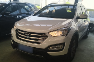 现代 胜达 2015款 2.0T 自动两驱智能型 5座