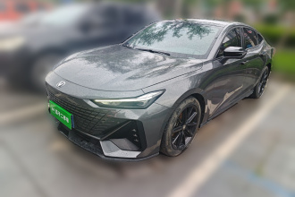 长安UNI-V 2022款 1.5T 尊贵型