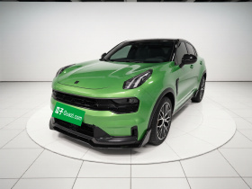 领克05 2022款 05+ 2.0TD 自动性能套装