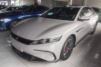 比亚迪 汉 2025款 EV 智驾版 701KM激光雷达旗舰型
