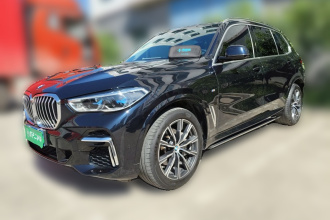 宝马X5 2022款 改款 xDrive 30Li 尊享型M运动套装