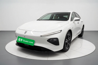 荣威D7 2023款 EV 510km 后驱旗舰版