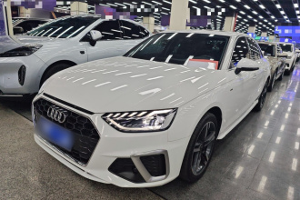 奥迪A4L 2022款 40 TFSI 时尚动感型
