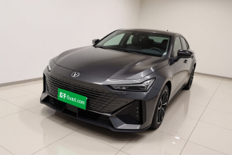 长安UNI-V 2022款 1.5T 尊贵型