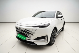 长安UNI-K 2021款 2.0T 全轮驱动尊贵型