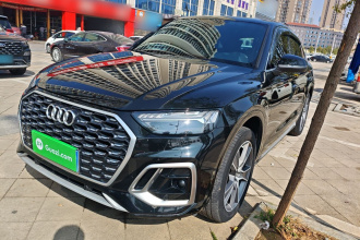 奥迪Q5L Sportback 2022款 45 TFSI 豪华型