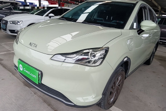 哪吒汽车 哪吒V 2022款 潮 300 Lite 磷酸铁锂