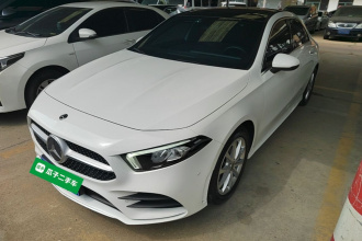 奔驰A级 2019款 改款 A 200 L 运动轿车