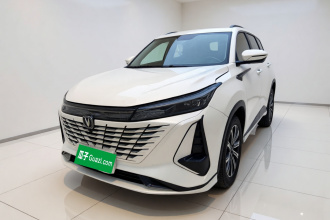 长安CS75 PLUS 2023款 第三代 1.5T 自动尊贵型