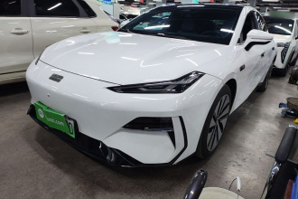 吉利银河 银河E8 2024款 665km 后驱星舰 远航版