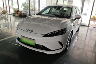 比亚迪 海豹05 DM-i 2025款 DM-i 智驾版 120KM旗舰型