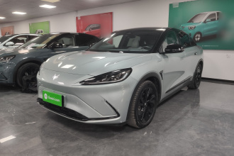 ARCFOX极狐 极狐 阿尔法S(ARCFOX αS) 2023款 735E+ 森林版 160kW