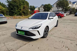 荣威i5 2023款 1.5L CVT尊荣版