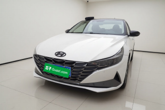 现代 伊兰特 2021款 1.5L CVT LUX尊贵版