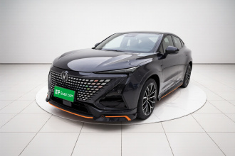 长安UNI-T 2022款 1.5T 运动版 尊贵型